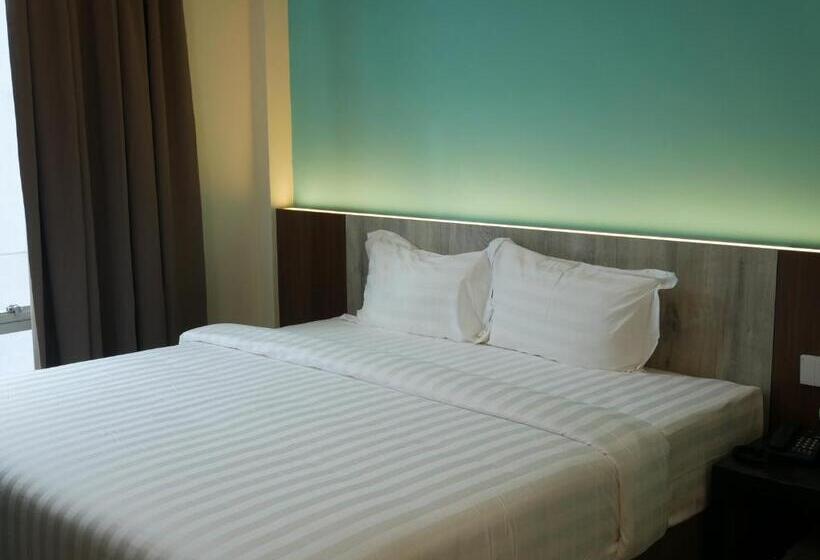 اتاق استاندارد با تخت بزرگ, Pantai Regal City