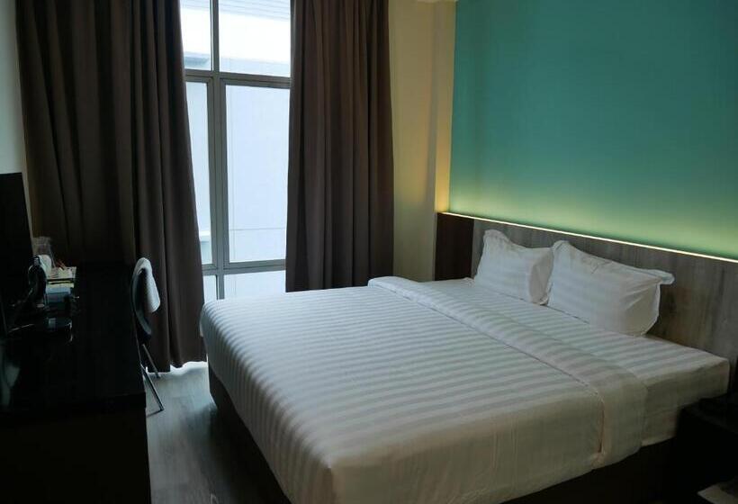 חדר סטנדרט עם מיטת קינג, Pantai Regal City