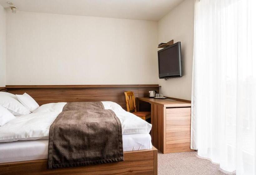 غرفة إقتصادية, Pension Tatrasport Zampa