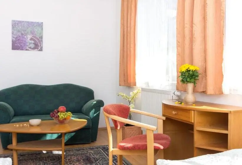 Standard Kolmen Hengen Huone, Villa Tatry Stola