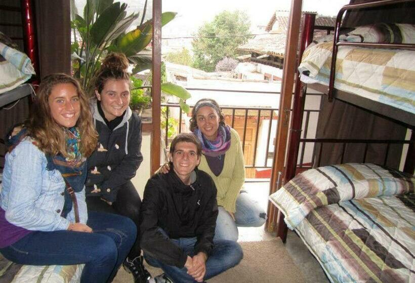 מיטה בחדר משותף, Hostal El Eden