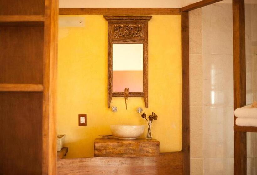 جناح كلاسيكي, Hostal San Pancho