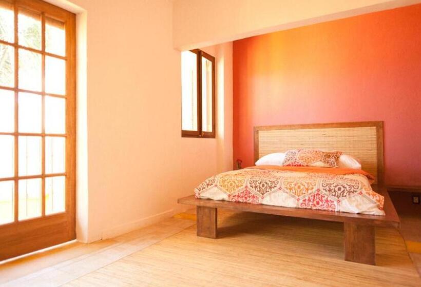 جناح كلاسيكي, Hostal San Pancho
