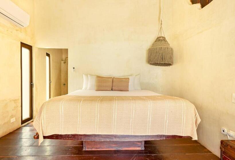 מיטת קינג בסוויטה, Alquimia Hotel Boutique