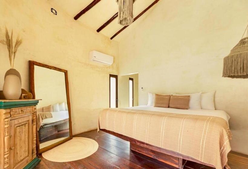 מיטת קינג בסוויטה, Alquimia Hotel Boutique