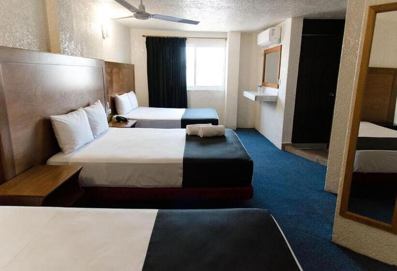 Camera Tripla Comfort, Central Irapuato   Hotel En Irapuato