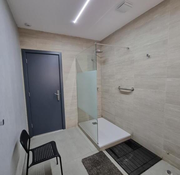 חדר סטנדרט חדר אמבטיה משותף, Hostel Da Estação