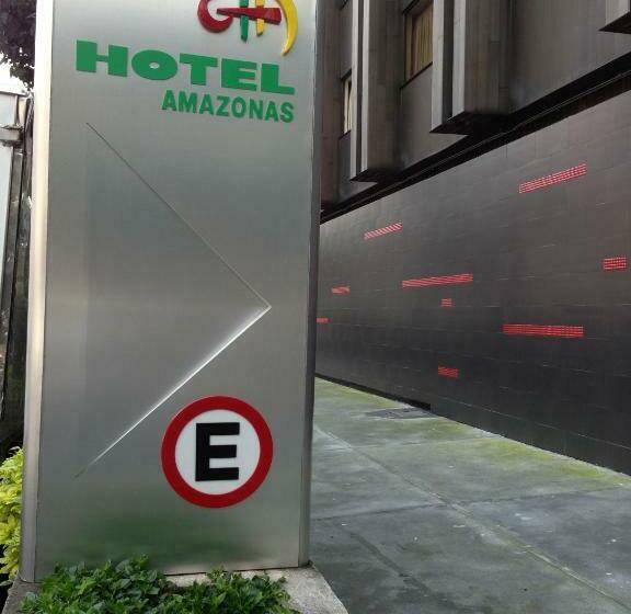 Büyük Çift Kişilik Yataklı Standart Oda, Amazonas