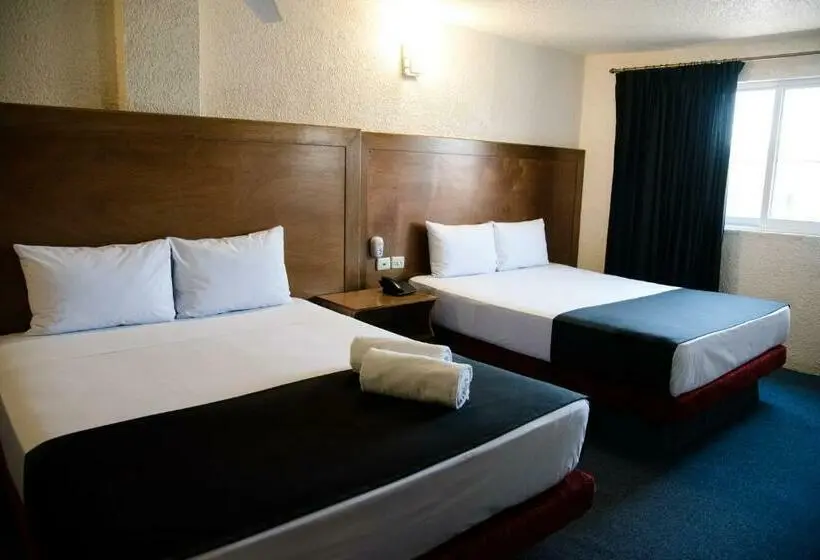 Comfort Kolmen Hengen Huone, Central Irapuato Hotel En Irapuato