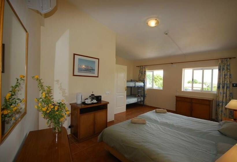 패밀리 룸, Centre Algarve