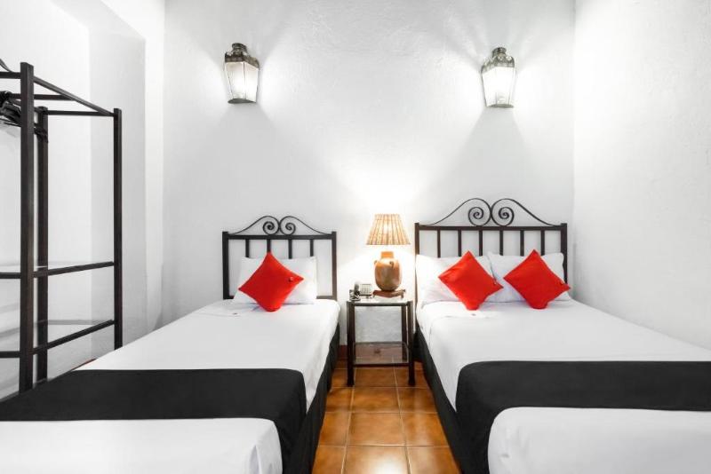 Номер Стандарт, Capital O El Nito Posada