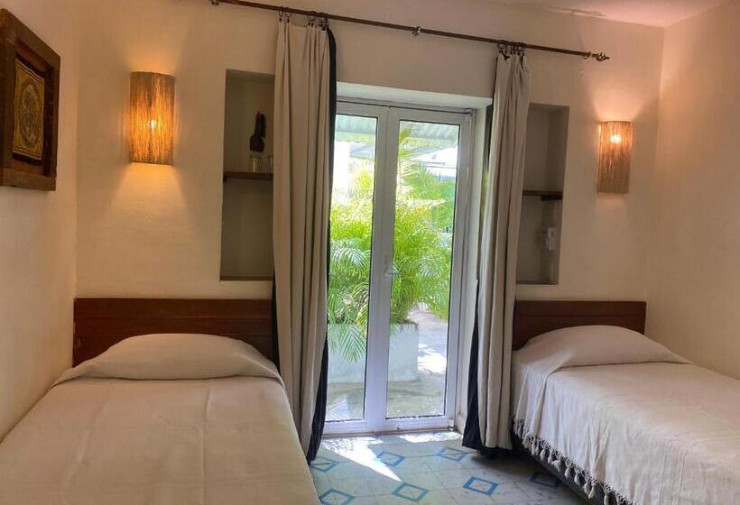 Номер Стандарт, La Piazzetta