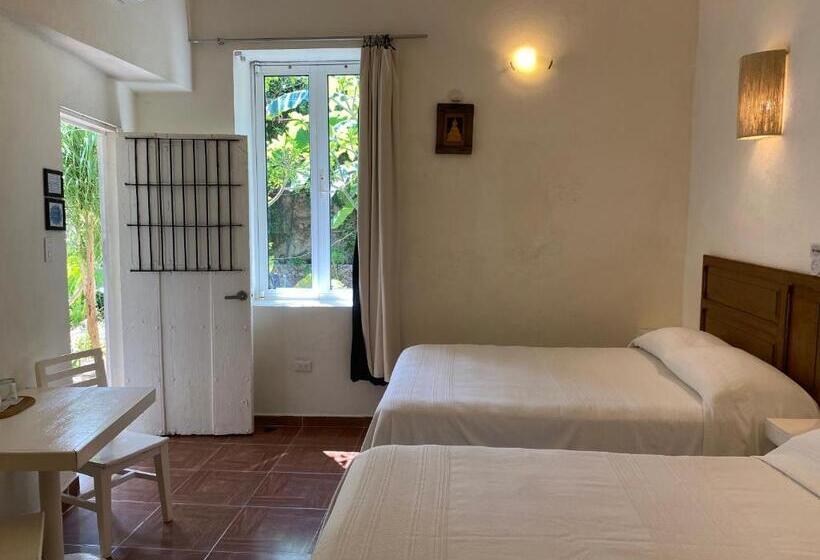 Номер Стандарт 2 Двуспальные Кровати, La Piazzetta