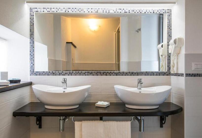 غرفة عائلية مطلّة علي البحر, La Playa