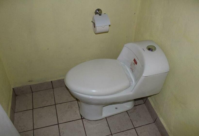 デラックスルーム, La Vieja Casona