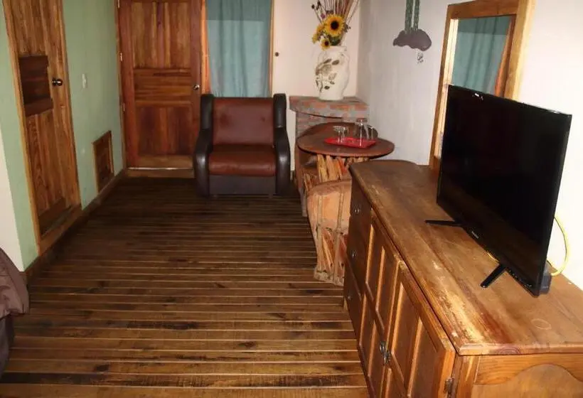 Juniorsviitti Terassi, La Vieja Casona