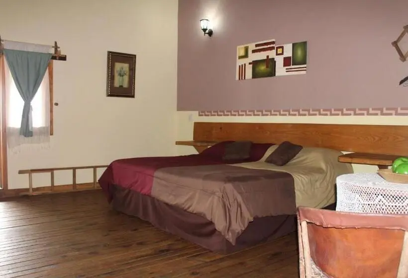Juniorsviitti Terassi, La Vieja Casona