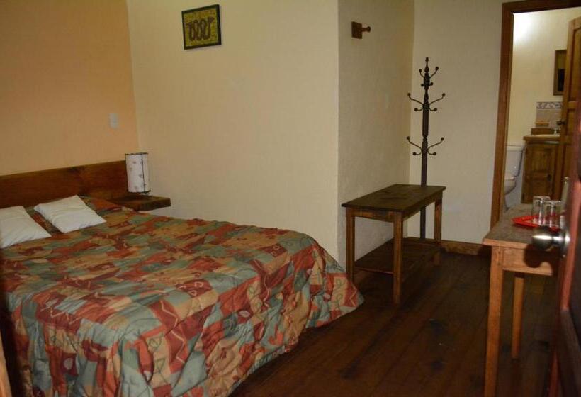 غرفة إقتصادية, La Vieja Casona