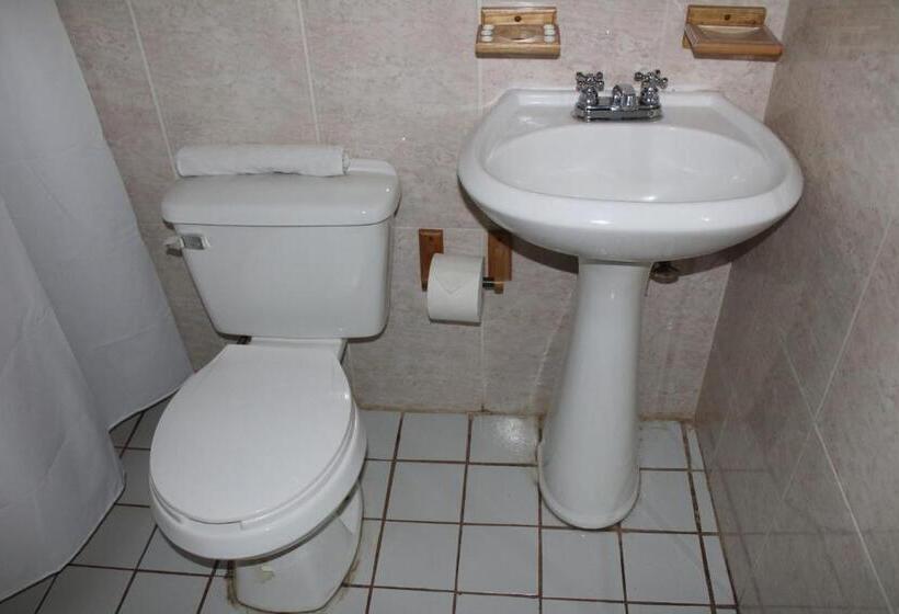 بنجلو قياسى غرفتين نوم, La Vieja Casona