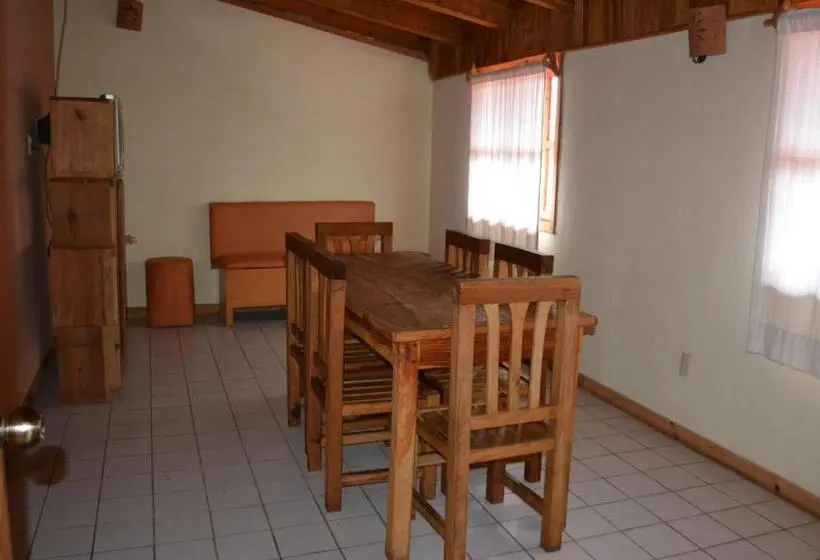 Standard-bungalow 2 Makuuhuonetta, La Vieja Casona