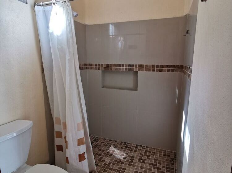 이코노미 룸, Las Cabañas Del Doctor