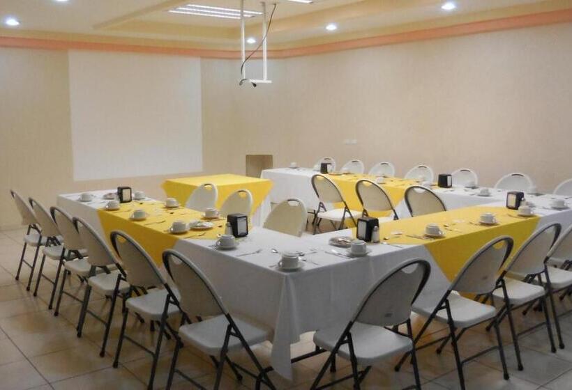 Номер Стандарт Вид на Бассейн, Quinta Mar