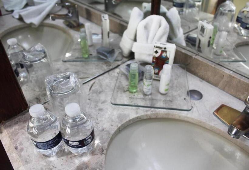 חדר סטנדרט שתי מיטות זוגיות, Restaurant 1904