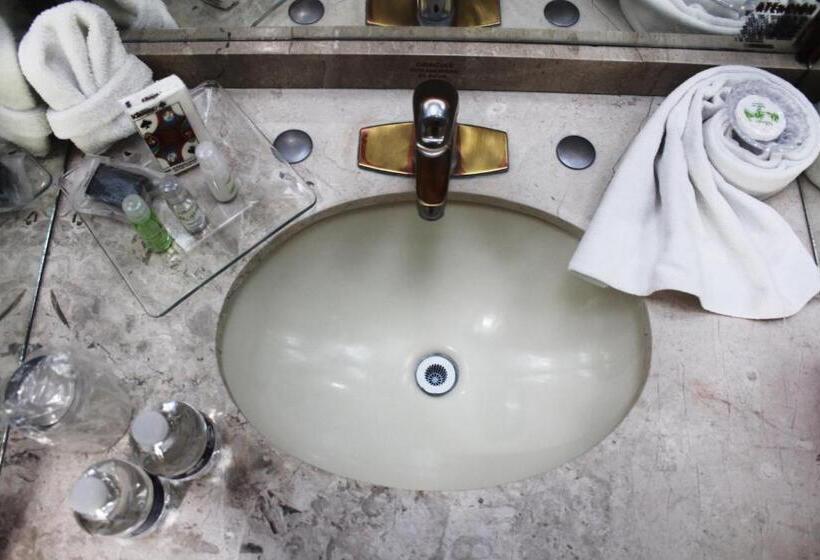 חדר סטנדרט שתי מיטות זוגיות, Restaurant 1904