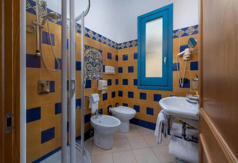 غرفة قياسية, Ristorante Mediterraneo Faro