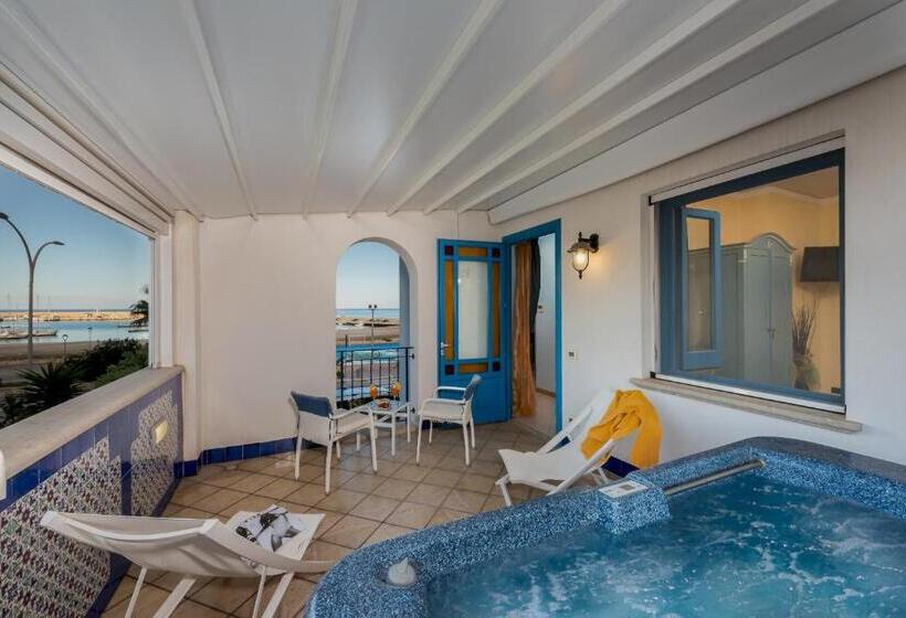 جناح, Ristorante Mediterraneo Faro