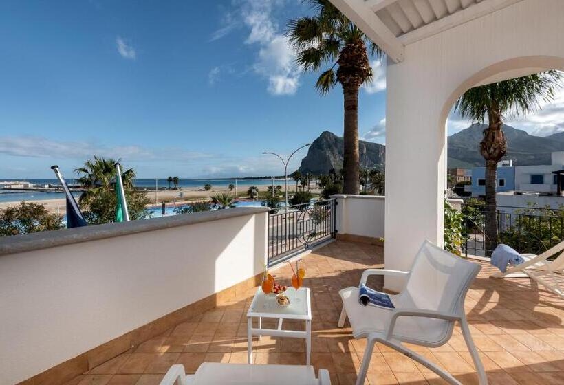 جناح, Ristorante Mediterraneo Faro