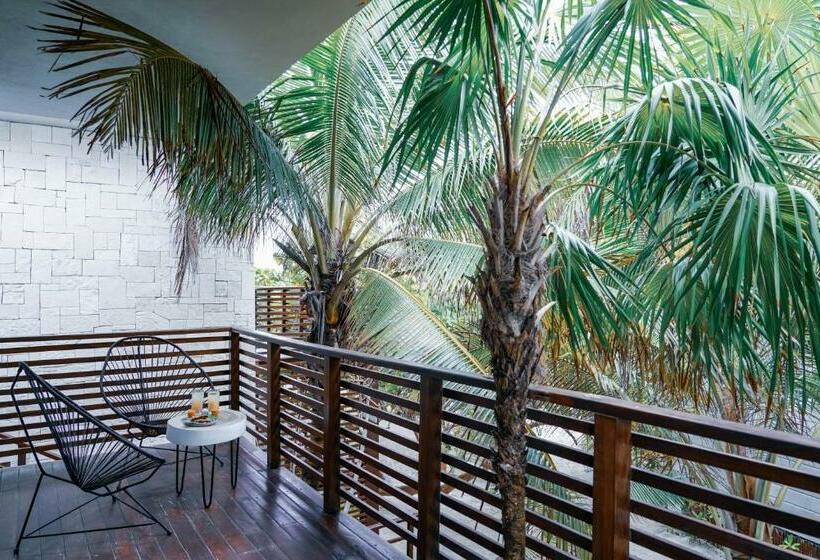 Deluxe Szoba Erkéllyel, Lula Seaside Boutique