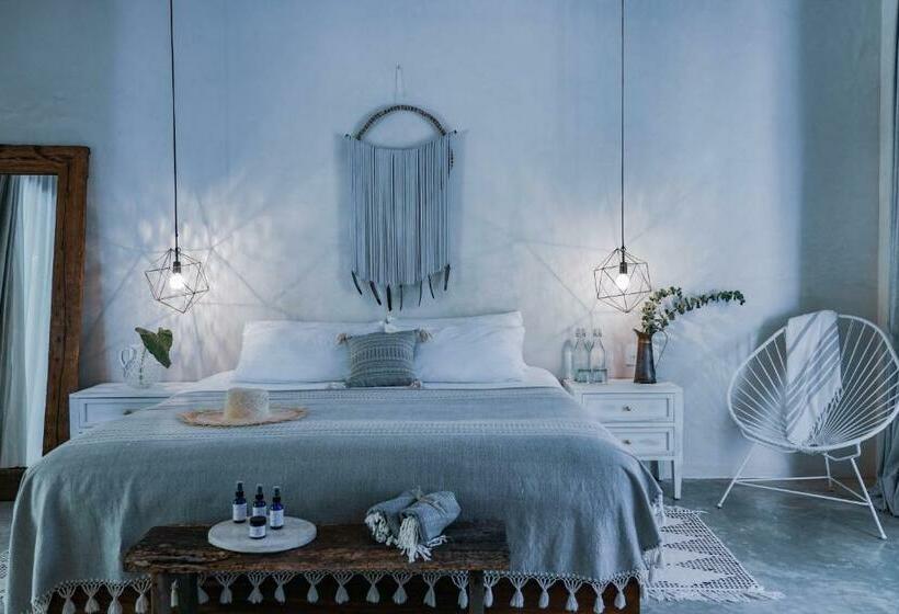 Deluxe Szoba Terasszal, Lula Seaside Boutique