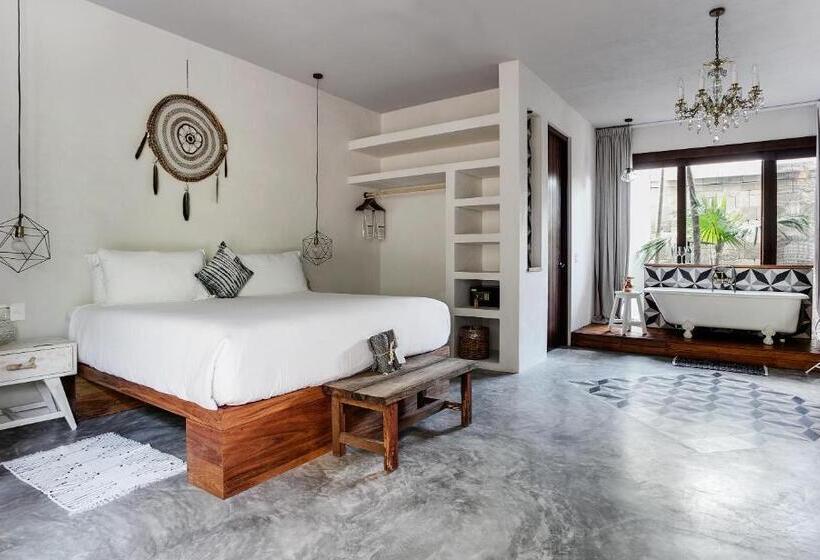 Deluxe Suite, Lula Seaside Boutique