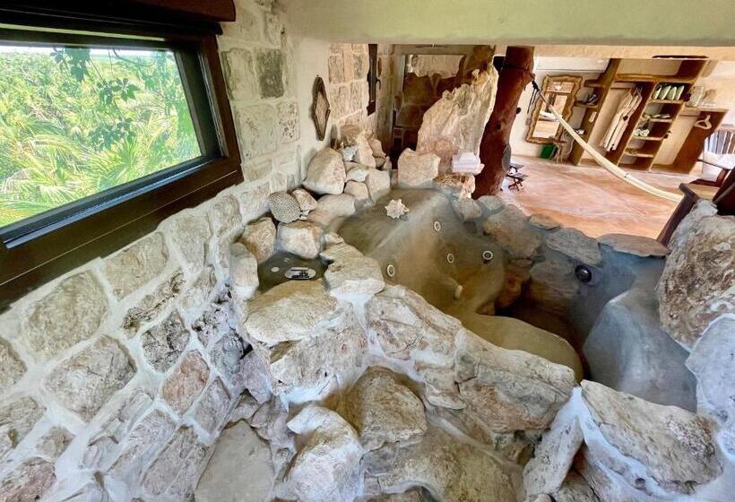 Quarto Ático, Sueños Tulum