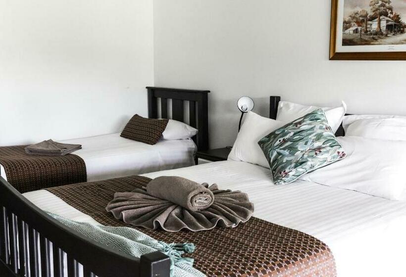 Номер Стандарт с Гидромассажем, The Bearded Dragon Boutique