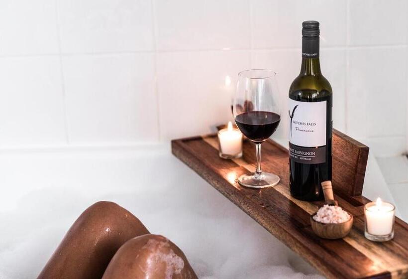 Семейный Номер, The Bearded Dragon Boutique