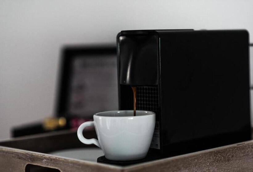 Семейный Номер, The Bearded Dragon Boutique