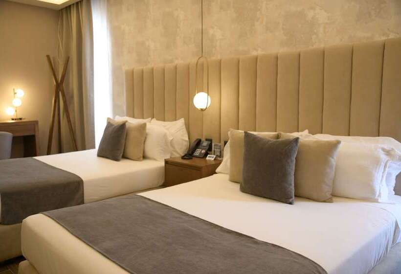 غرفة سوبيريور, Victoria