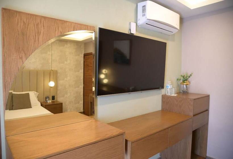 غرفة قياسية, Victoria