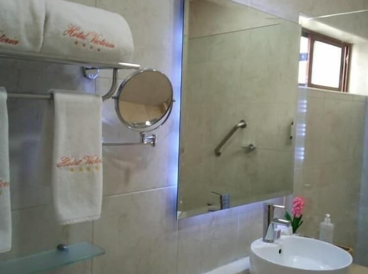 غرفة قياسية, Victoria