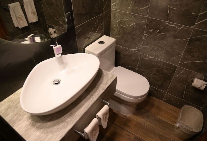 غرفة قياسية, Victoria