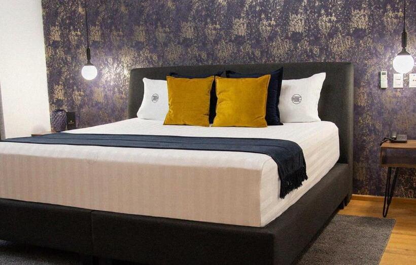 수피리어 스위트, Roma 191