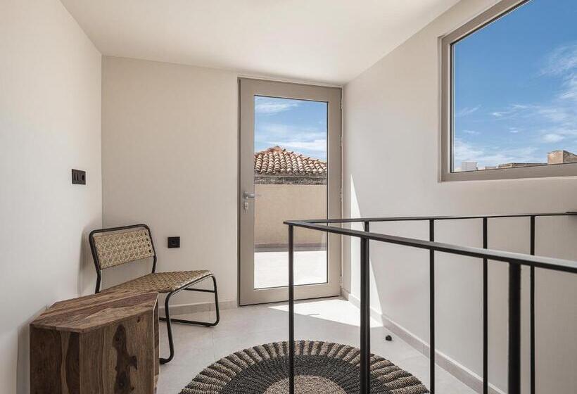 סוויטה עם ג'קוזי, Copal Simple Staying