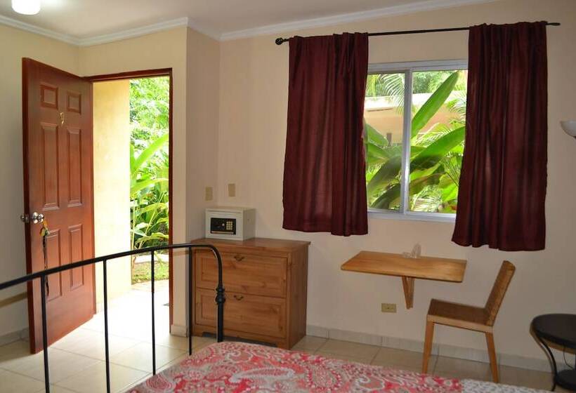 Номер Стандарт Трехместный, The Balboa Inn