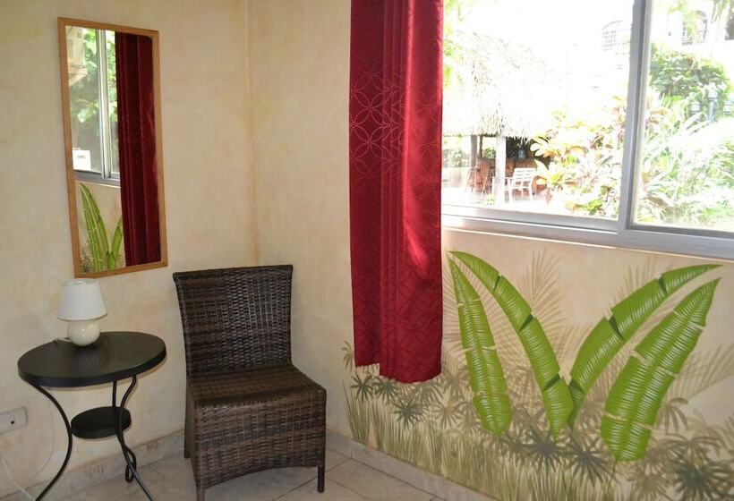 Номер Стандарт Трехместный, The Balboa Inn