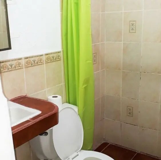 スタンダードトリプルルーム, Hostel Tadeo San Juan Del Sur