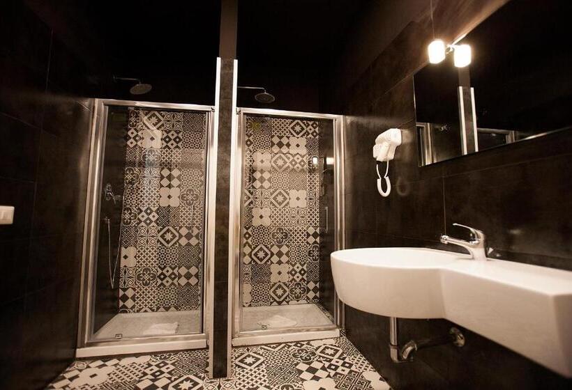 اتاق استاندارد چهار تخته, Hostel Trastevere