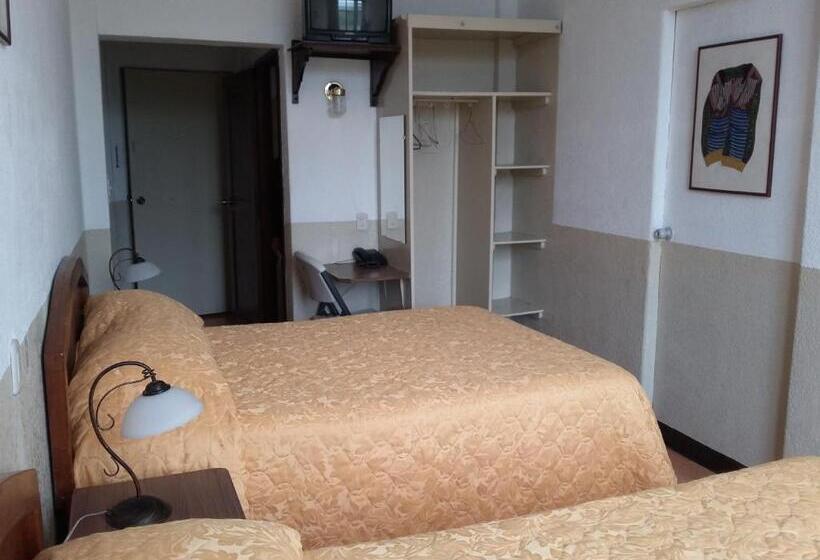 اتاق لوکس, Centenario