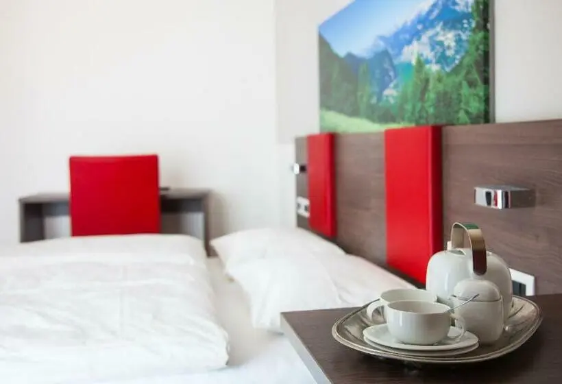 Standard Kolmen Hengen Huone Parveke, Comfort Erica Dolomiti Val D Adige